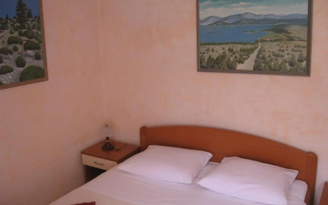 Apartments Darinka