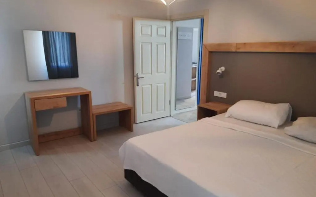 Mesmerizing Flat With Shared Pool in Cesme