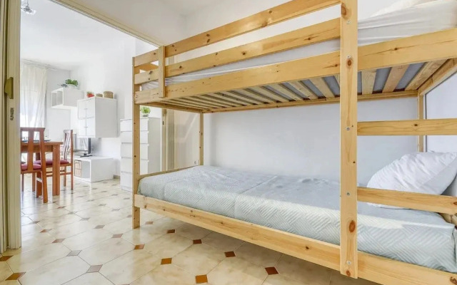 Apartment in Rosas Near Platja de Roses Beach