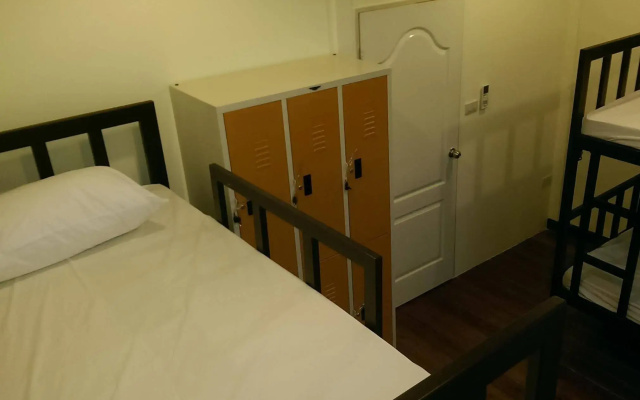 Sam Sen See  Hostel