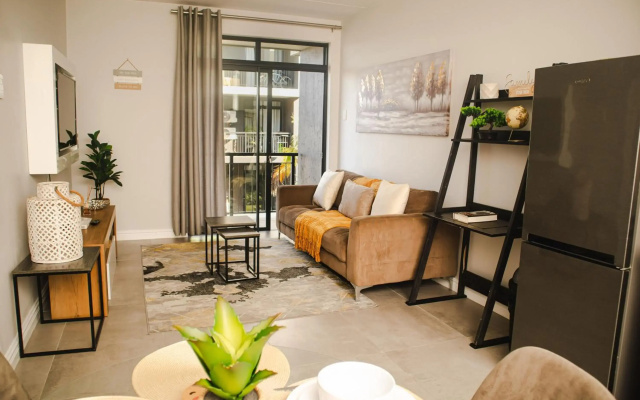 Modern 4 Sleeper Apartment