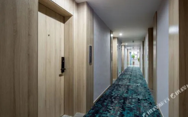Yuting Hotel (Changsha IFS International Financial Center Wuyi Square Subway Station)