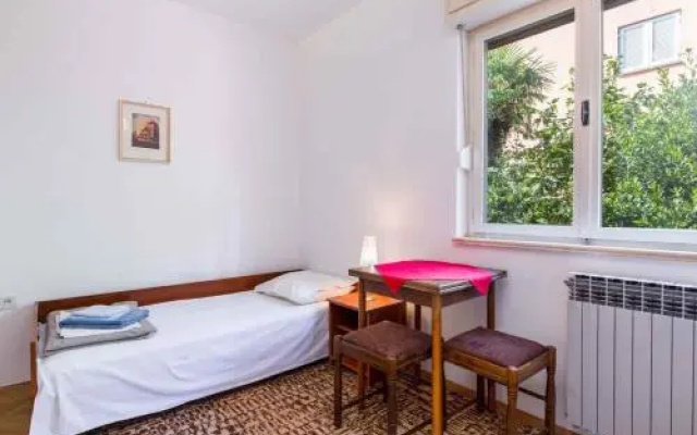 Apartment in Crikvenica 5215