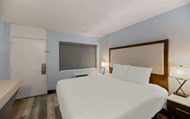Rodeway Inn Midland South