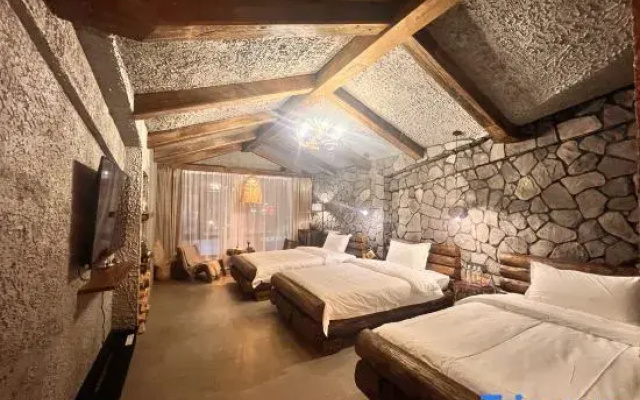 North Muju Hotel