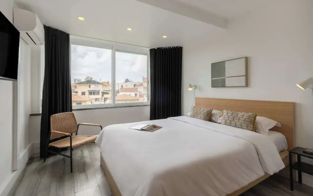 Breeze Apartment by Olala Homes
