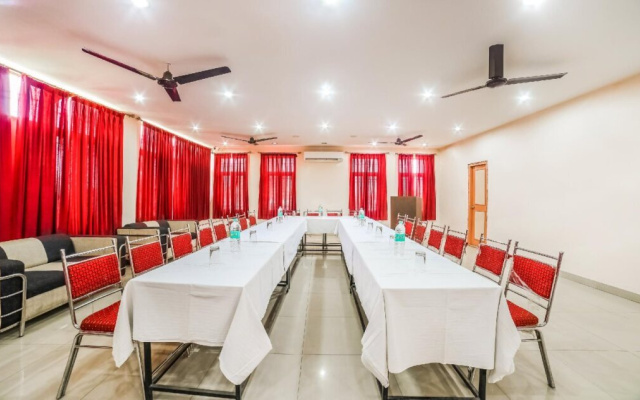 Rajdhani Tourist Motel