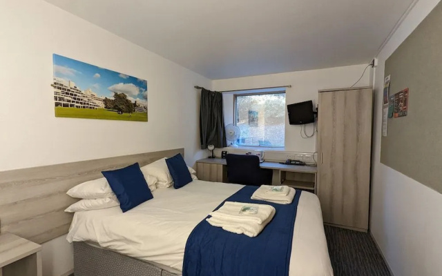 Broadview Hotel