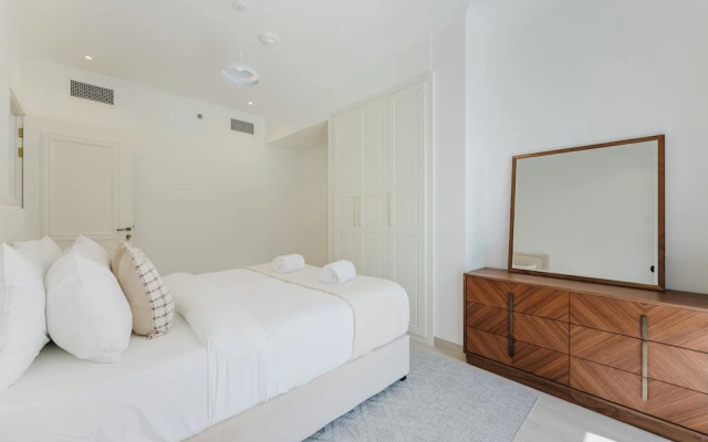 PVH - Mayas Geneva - 1BR Plus Maids Room