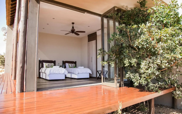 Kuwisa Lodge