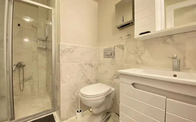 Exquisite and Spacious Flat in Central Sisli