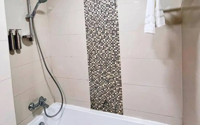 Lux High Rise Marina Apartment