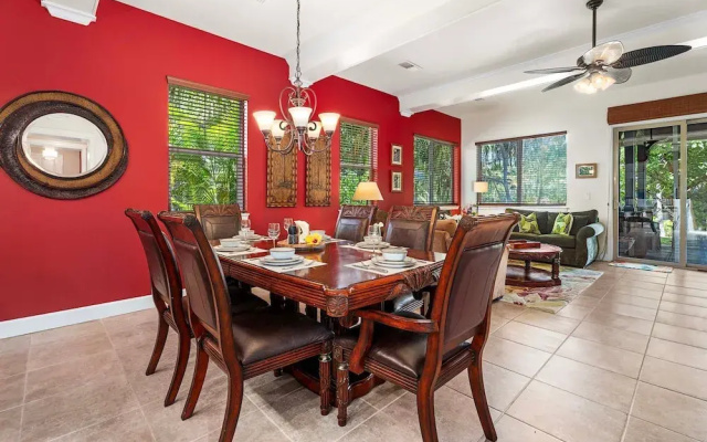 Updated Unit - Perfect Location - Vrkcv