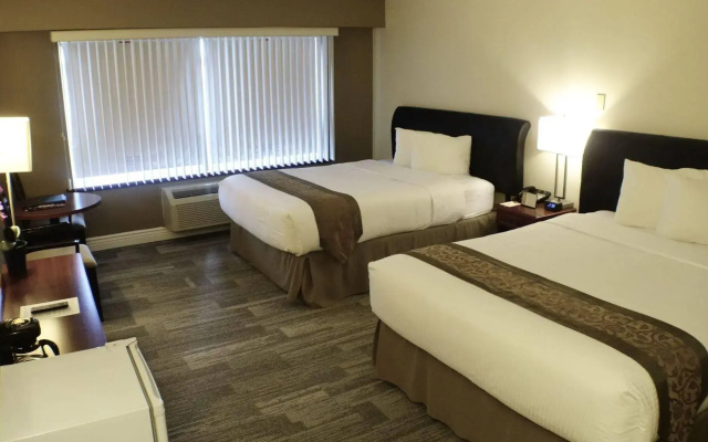 The Peninsula Inn