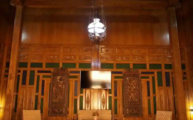 Kampoeng Joglo Boutique Hotel