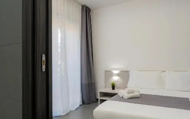 mc b&b
