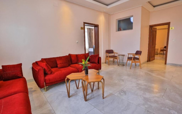 Homefree Hotel by signature