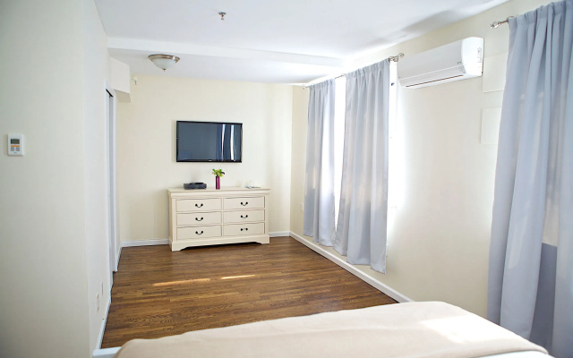 Long Beach Hotel