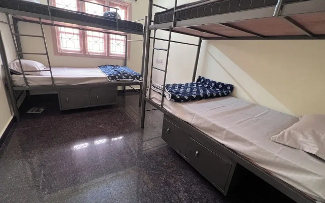 Soloscape budget friendly backpackers hostel