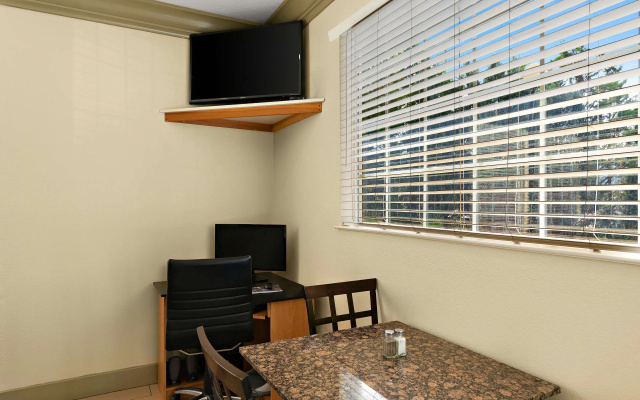 Best Western Willits Inn