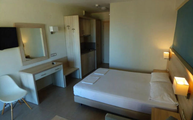 Alarzo Rooms