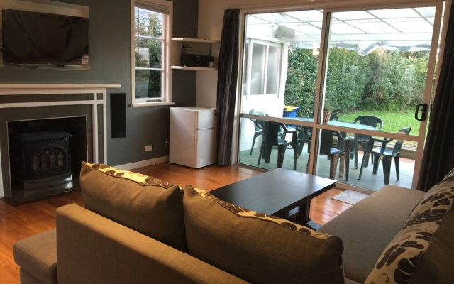Newly refurbished 2 bedroom in Milford