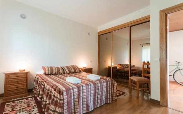 Best Houses 09 - Peniche Steps from The Beach