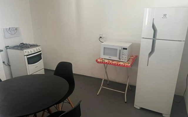 Casa de fundo aconchegante 2 casais ou 3 solteiros