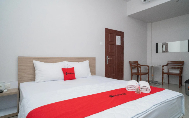 RedDoorz Syariah near Jalan Ahmad Yani Banjarmasin 3