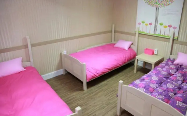 In Guesthouse 2