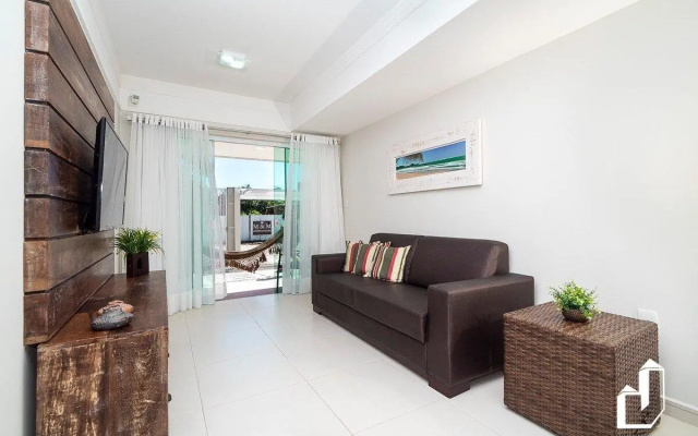 Triplex Com 03 Suítes E Hidromassagem