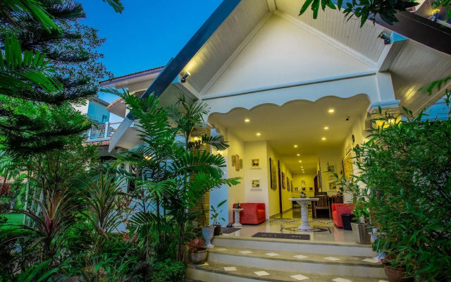 The Mayan Apartment