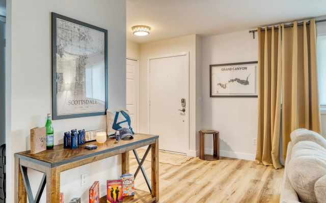 Old Town Treasure by Avantstay Central Location