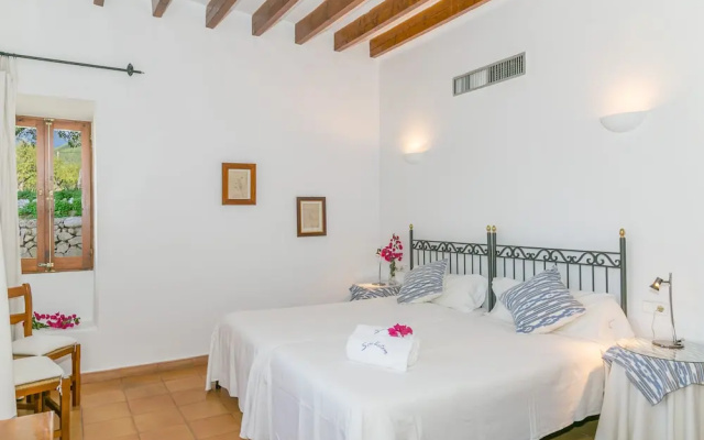 Historical house Mallorca pool wifi aircon/heat