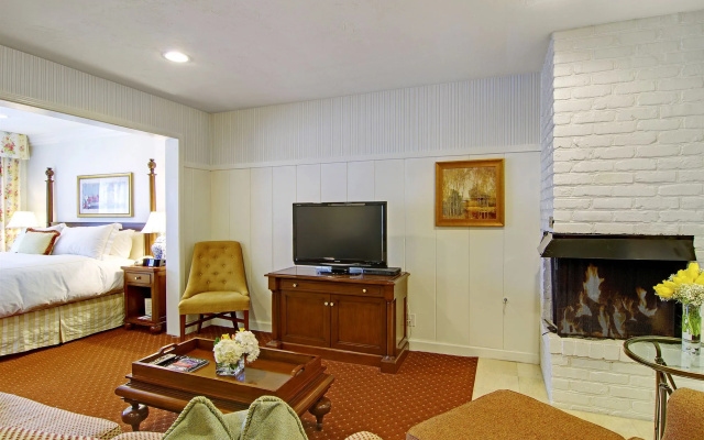 Wayside Inn