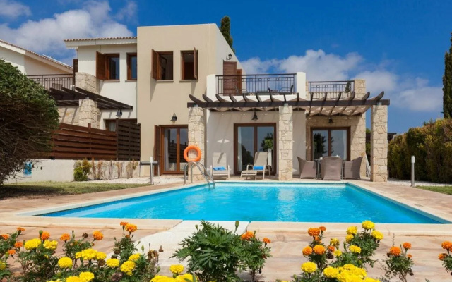 Aphrodite Hills Rentals – Junior Villas