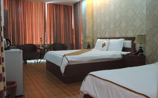 Louis Hotel