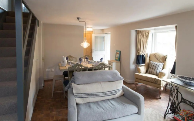 No33 Hillview Lodge