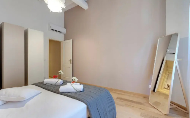 Mamo Florence - Borgo Apartment