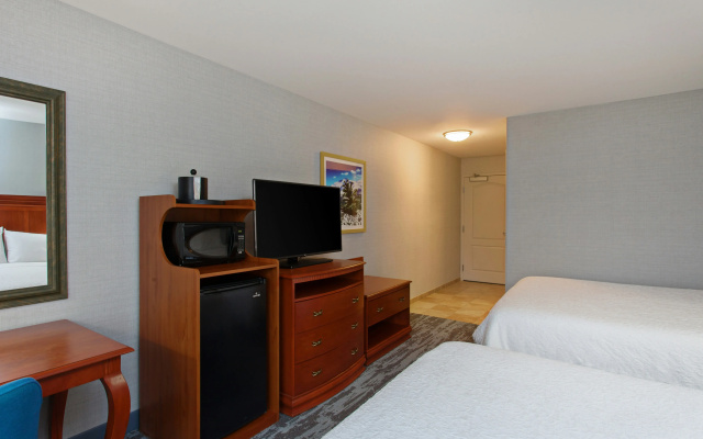 Hampton Inn & Suites Clovis-Airport North