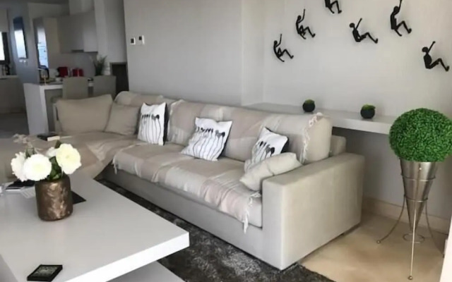 Luxury apartment near Estepona at Finca de Cortesin golf resort