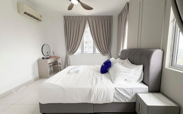 Aurora Residence by Manhattan Group
