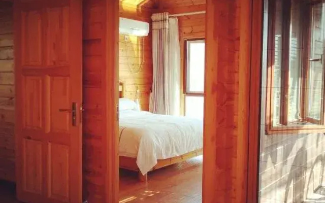 Yunqi Hostel