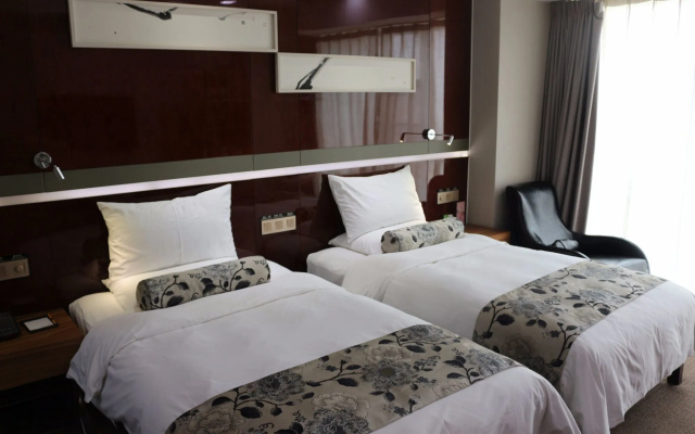 Luoyang Dawei Jiuchao Hotel Xigong