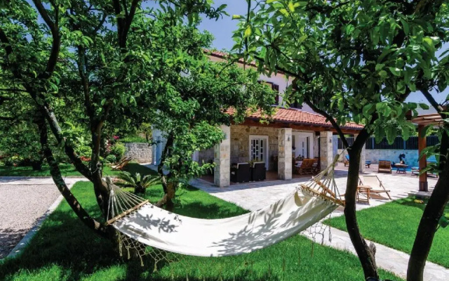 Villa Ucovic