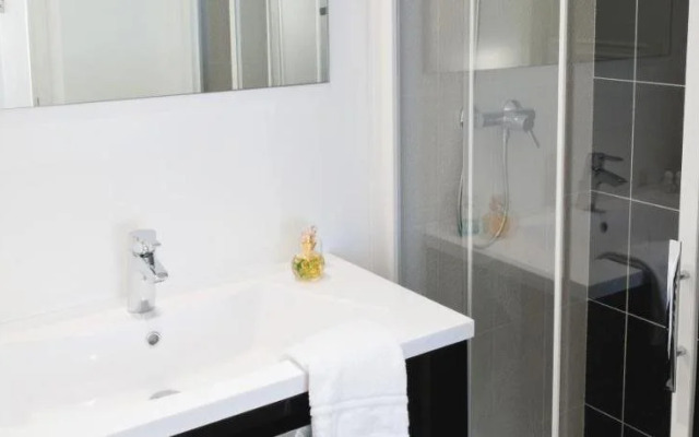 Ténéo Apparthotel Talence - Arthéna