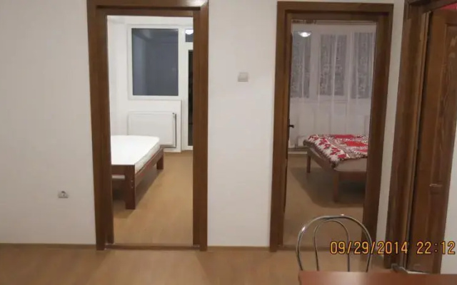 E&F ApartHotel