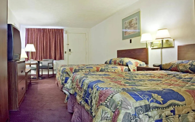 Americas Best Value Inn-St. Albans South Charleston