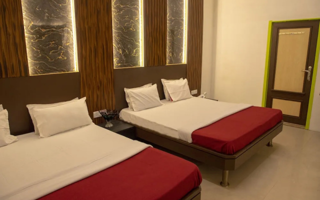 Empire Royale Hotel