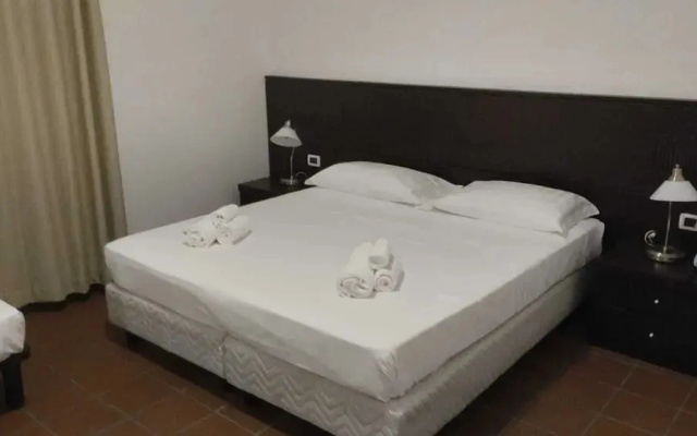 MC Hotel